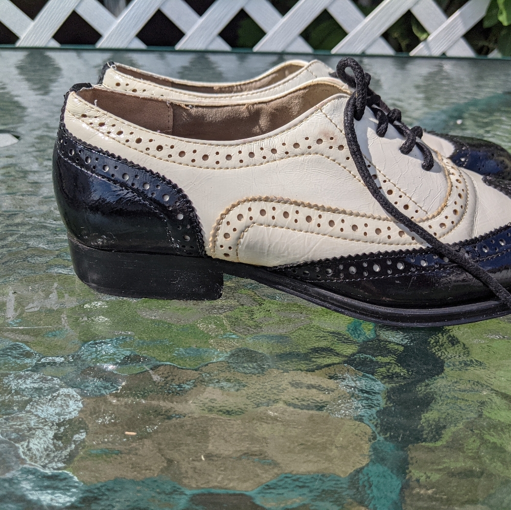 Wanted brand Glossy patent leather dancing shoes - Picture 4 of 8